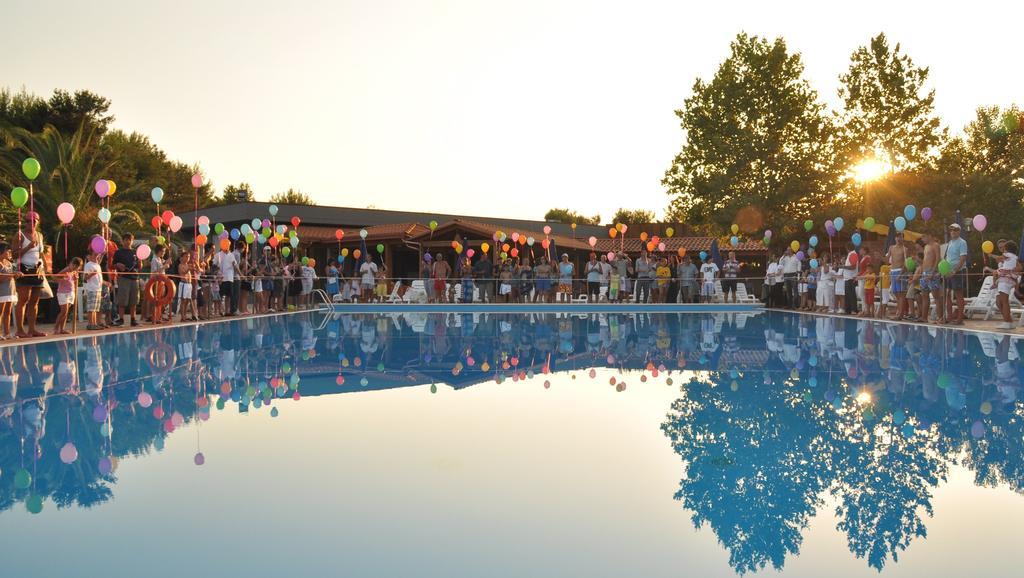 Villaggio Albatros Resort Lesina Exterior photo